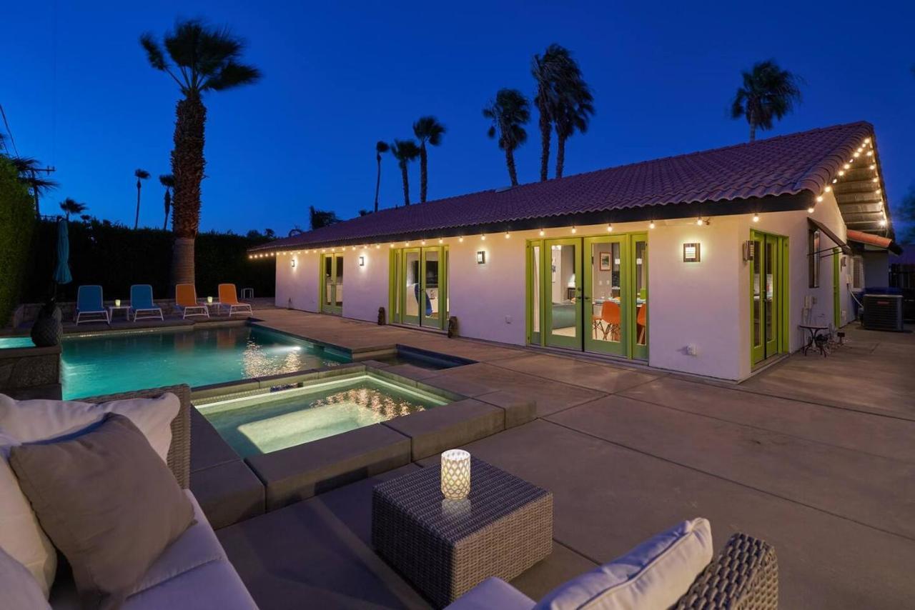 Pineapple Splash! Complete Privacy! Salt Pool! Palm Springs Kültér fotó